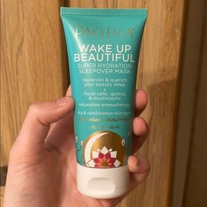 Pacifica wake up beautiful sleepover mask